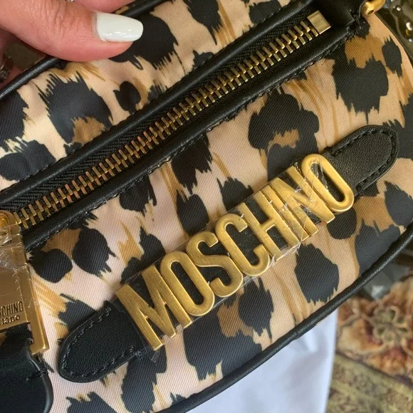Authentic MOSCHINO Learher/canvas zip top cheetah print Crossbody - Picture 4 of 15